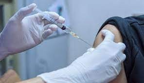 ایران از کجا واکسن فایزر وارد می کند/چه کسانی در اولویت هستند