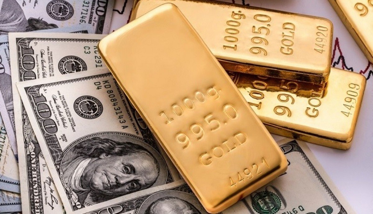 کاهش قمیت سکه و طلا در بازار؛ سکه ۱۱ میلیون و ۷۰۰ هزار تومان شد