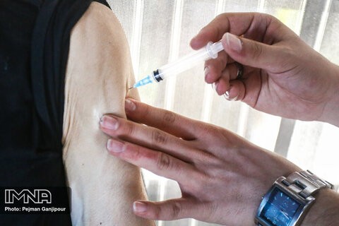 ۱۹۰ هزار نفر دوز سوم واکسن کرونا را دریافت کردند/۷۰۰ هزار واکسن نزده در استان