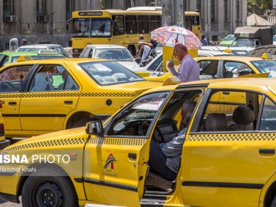 اعتراض راننده تاکسی‌های همدان به نرخ گذاری‌ها/ سوار کردن نفر چهارم غیرقانونی است