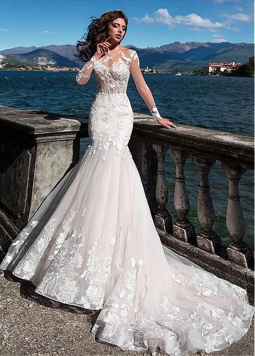 لباس عروس آستین دار برای افراد لاغر با دامن ماهی