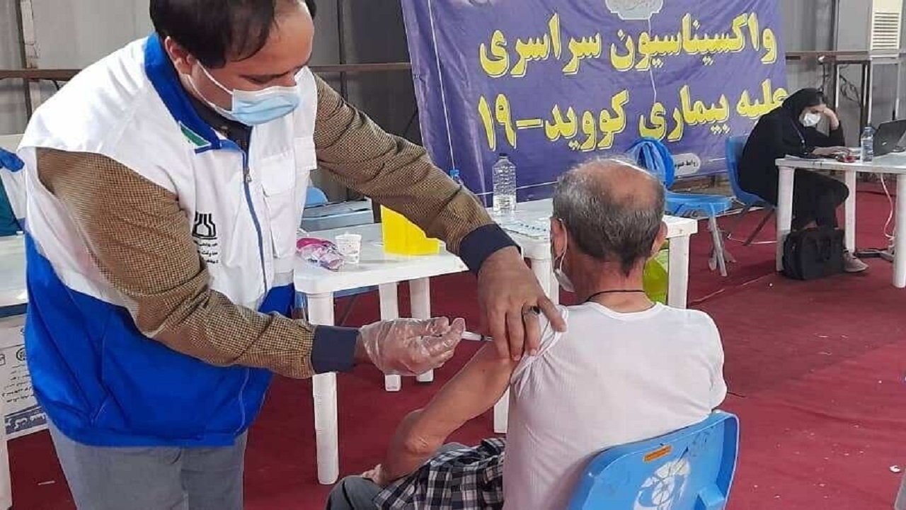 فعالیت مراکز واکسیناسیون شهر قزوین تا چه ساعتی است؟