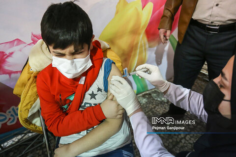 برنامه مراکز واکسیناسیون اصفهان در روز چهارشنبه ۲۷ بهمن‌ماه