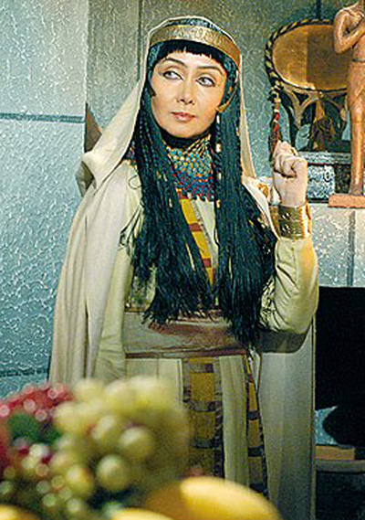 لباس بازیگران زن در سریال های تاریخی ایرانی