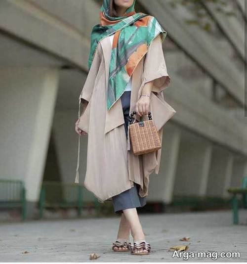 مانتوی زنانه