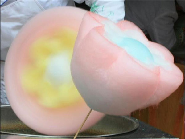 ایده‌های متنوع و زیبا برای تزیین پشمک شب یلدا به شکل گل