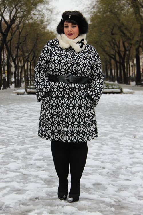 پالتو سفید و مشکی مجلسی