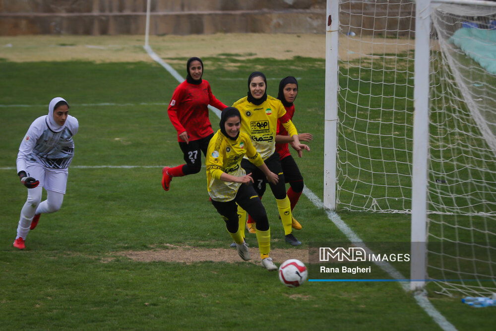 دوست دارم فصل بعد در اروپا لژیونر شوم/گل‌های حساس یا فانتزی برایم با ارزش هستند