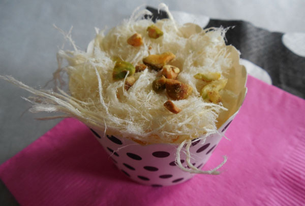 تزیین پشمک شب یلدا با آجیل