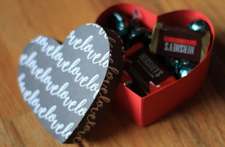 باکس هدایای قلبی, باکس هدیه به شکل قلب