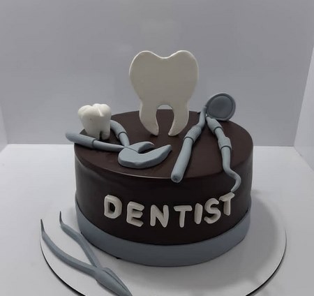 کیک روز دندانپزشک