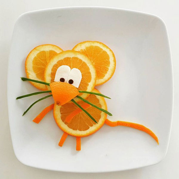 تزیین پرتقال شب یلدا به شکل موش تزیین پرتقال شب یلدا به شکل موش