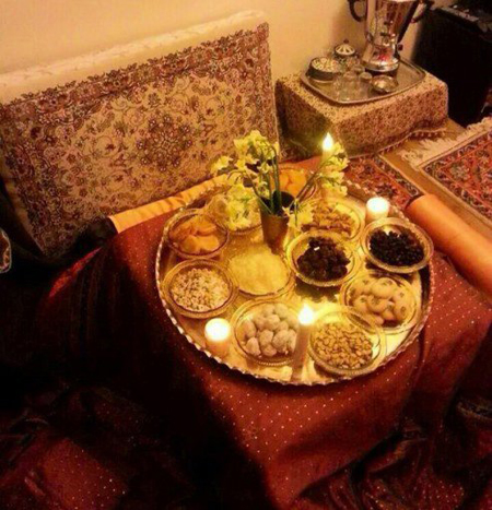 چیدمان کرسی شب یلدا،چیدمان سفره های شب یلدا مدل چیدمان کرسی های شب یلدا,چیدمان سفره های یلدا