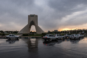 رگبار باران و وزش باد شدید در تهران