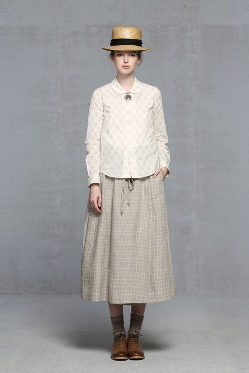 استایل کژوال باکلاس با شومیز و دامن استایل کژوال باکلاس با شومیز و دامن