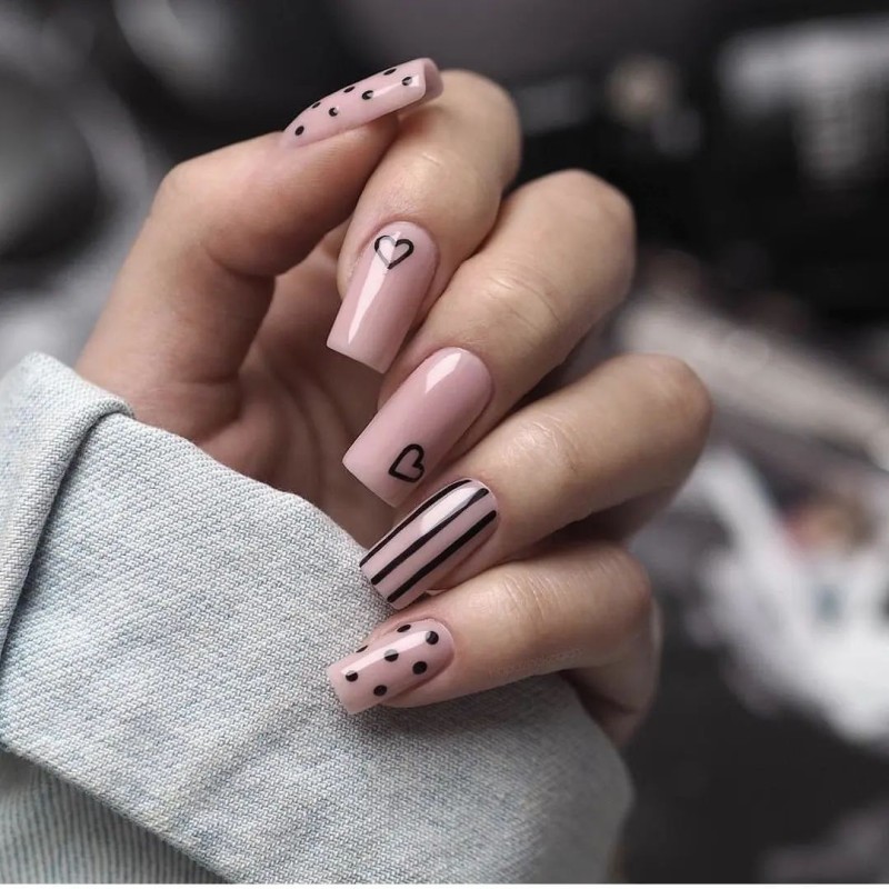 مدل طراحی ناخن عید 1401