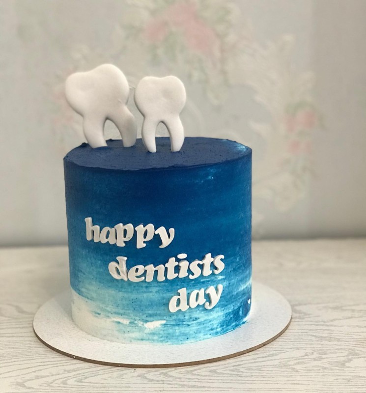 کیک روز دندانپزشک