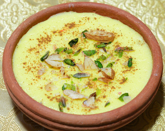 فرنی زعفرانی