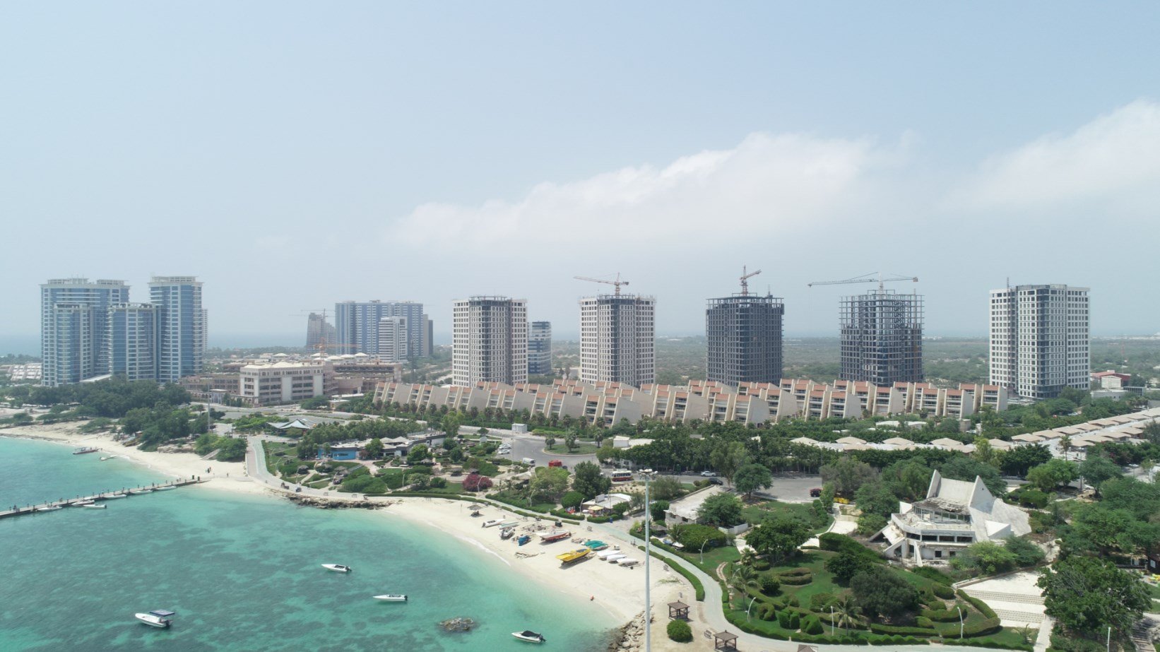 آگهی مزایده عمومی یک مرحله ای برج‌های مسکونی ساحلی رویای کیش
