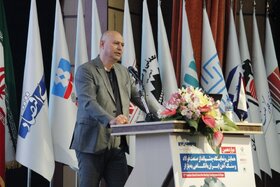 قیمتگذاری دستوری در زنجیره فولاد باید اصلاح شود