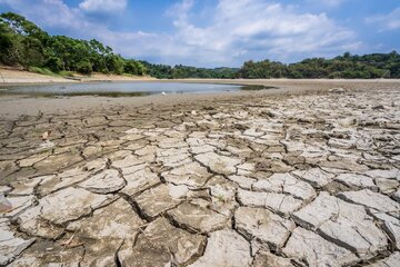تشدید شدت و اثرات خشکسالی با افزایش دما و مصرف بالای آب