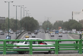 گردوخاک در اصفهان فردا به اوج می‌رسد/کاهش ۲ تا ۳ درجه‌ای دمای هوا