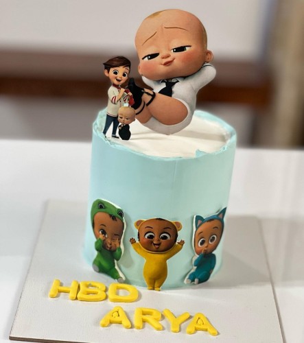 جدیدترین کیک با تم بچه رئیس 1401