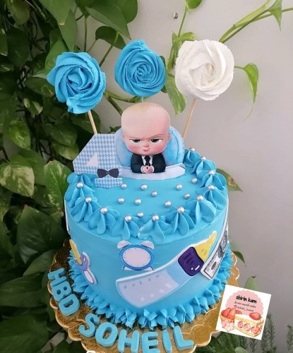 جدیدترین کیک با تم بچه رئیس 1401