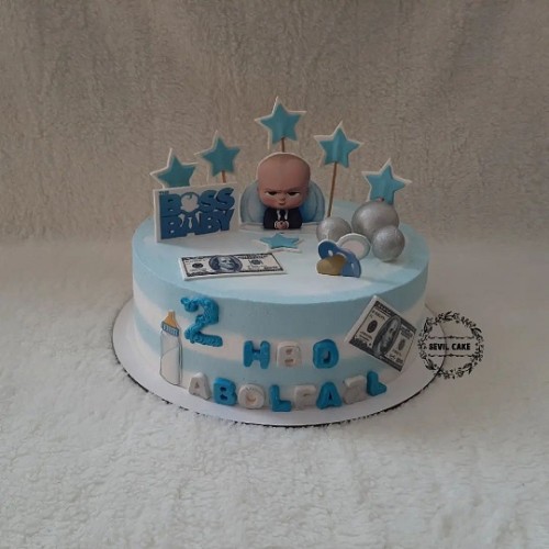 جدیدترین کیک با تم بچه رئیس 1401