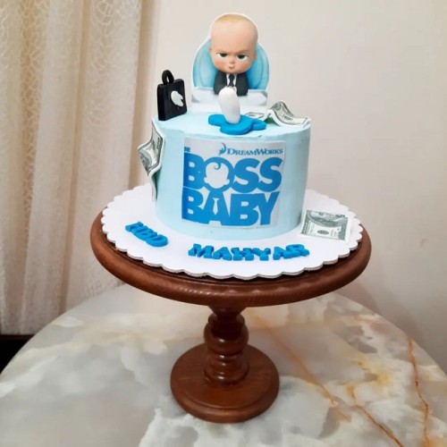 جدیدترین کیک با تم بچه رئیس 1401