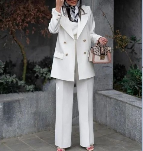 کت وشلوار زنانه