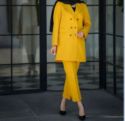 کت وشلوار زنانه