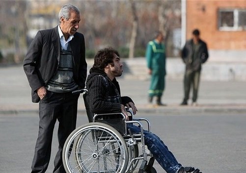 نذر ماندگار در اصفهان در حال اجراست: ای ال اس؛ قصه 5 سال بیماری
