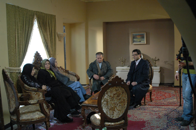 اسماعیل شنگله در خانه ای در غبار