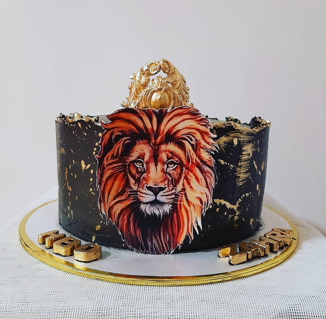 کیک تولد مردادماه
