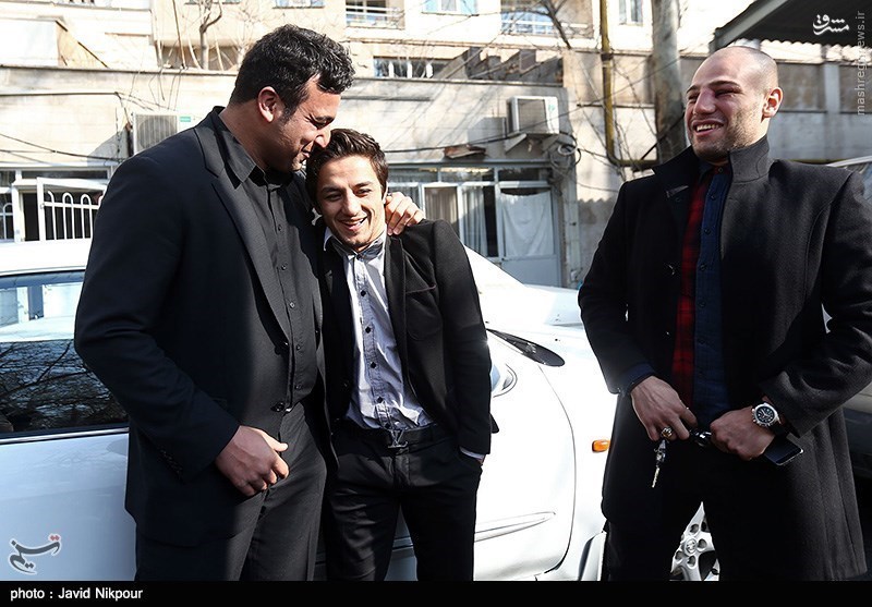 حمید سوریان در کنار احسان حدادی