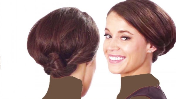 نمای پشت سر و نیمرخ زن با موی کوتاه شنیون شده