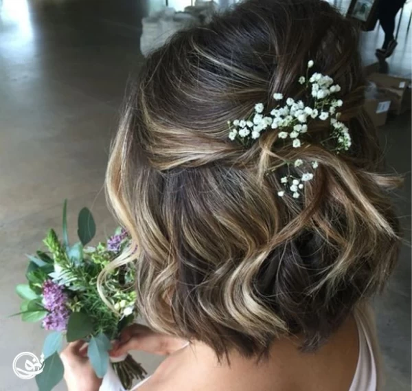 زن با موی کوتاه شینیون شده