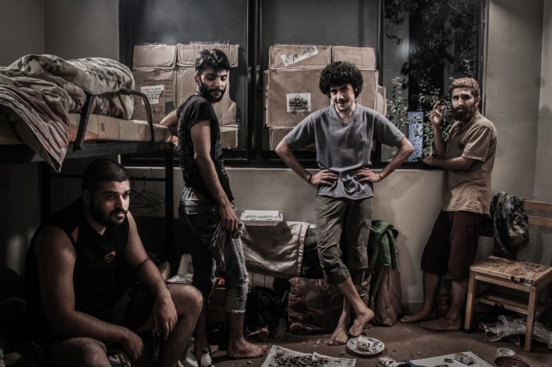 احسان معجونی در وقتی که ما می خوابیم