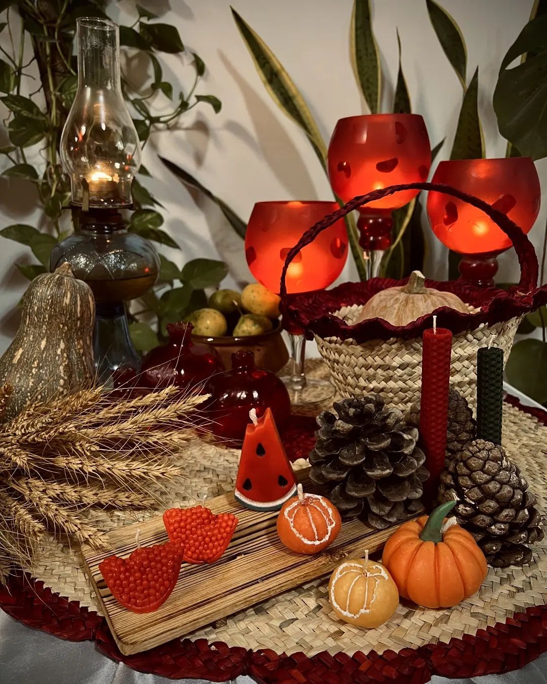 تزیین میز شب یلدا 1401