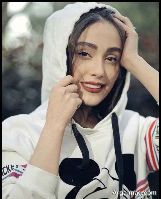 مبینا طبایی در سریال جزیره