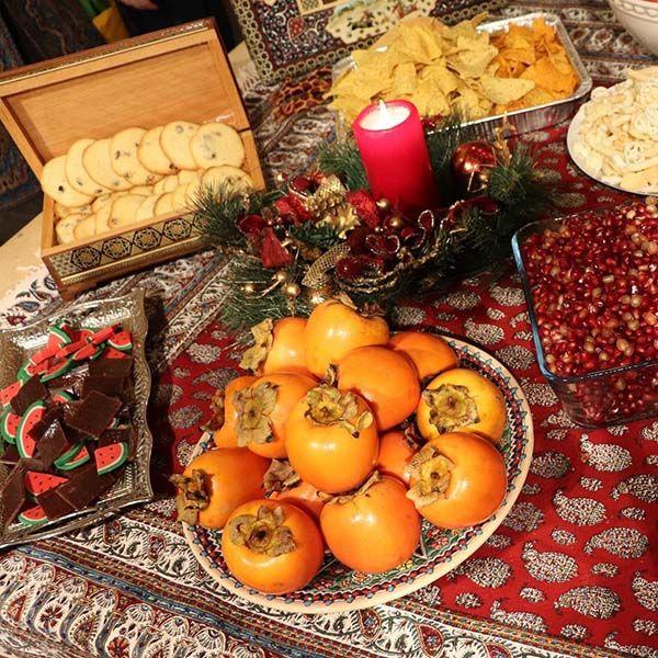 تزیین میز شب یلدا 1401