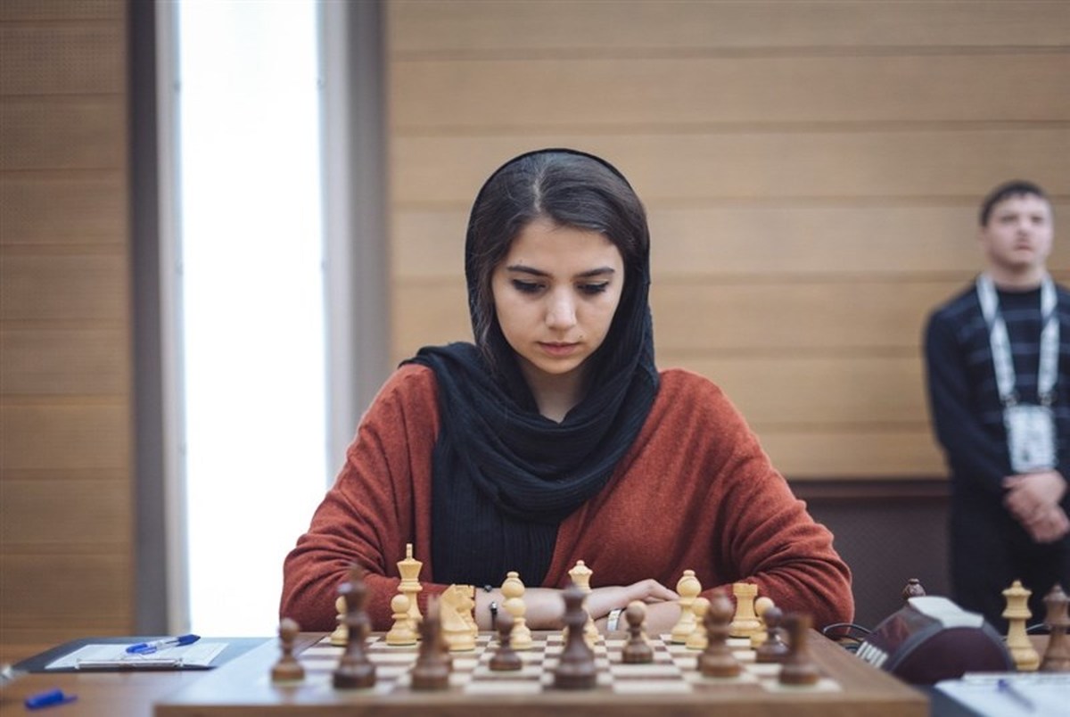 سارا خادم الشریعه