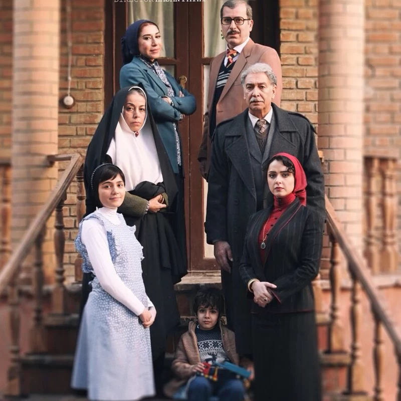 مونا احمدی