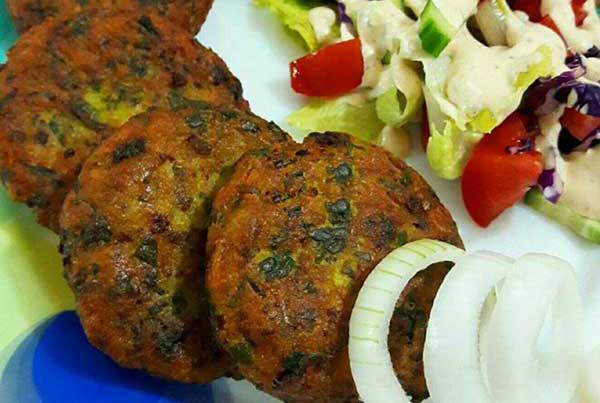 غذا با اسفناج و سیب زمینی