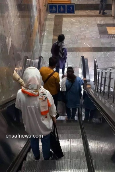 زنان در خیابان ولیعصر تهران