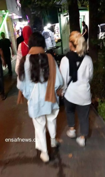 زنان در خیابان ولیعصر تهران