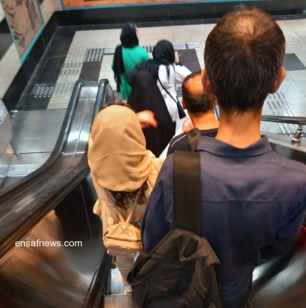 زنان باحجاب و بی حجاب در میدان فلسطین ، خیابان انقلاب و مترو