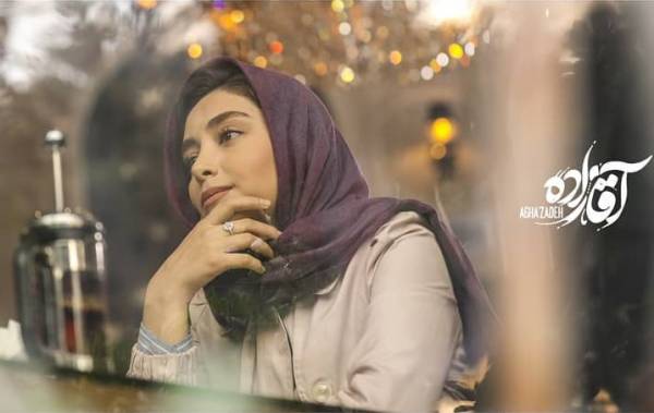 دیبا زاهدی در سریال آقازاده