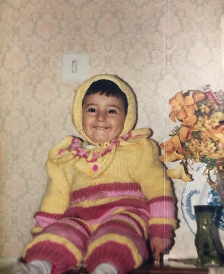 دیبا زاهدی
